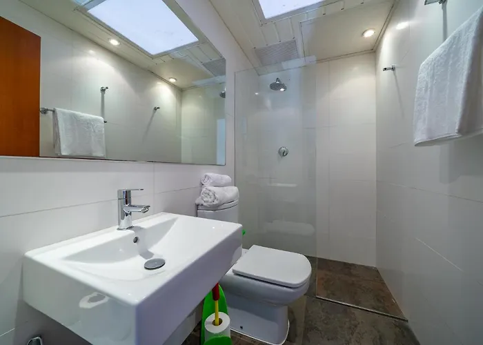 Alpago Piscina Privada Vistas Mar Aire Acondicionado Ferienhaus *