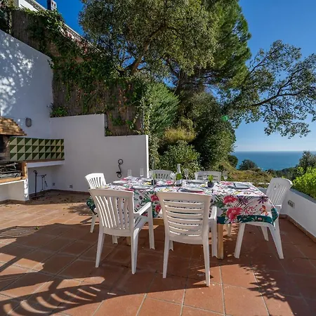 Alpago Piscina Privada Vistas Mar Aire Acondicionado Ferienhaus *