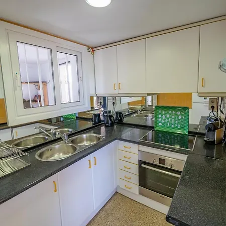 Alpago Piscina Privada Vistas Mar Aire Acondicionado Hébergement de vacances *