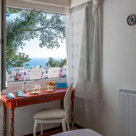 Alpago Piscina Privada Vistas Mar Aire Acondicionado Ferienhaus