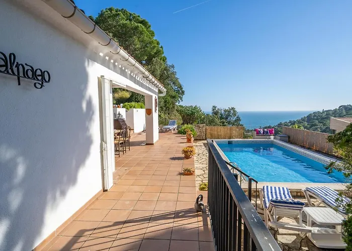 Vakantiehuis Alpago Piscina Privada Vistas Mar Aire Acondicionado