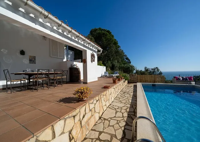 Alpago Piscina Privada Vistas Mar Aire Acondicionado 滨海托萨