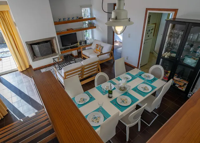 Alpago Piscina Privada Vistas Mar Aire Acondicionado 度假居 *