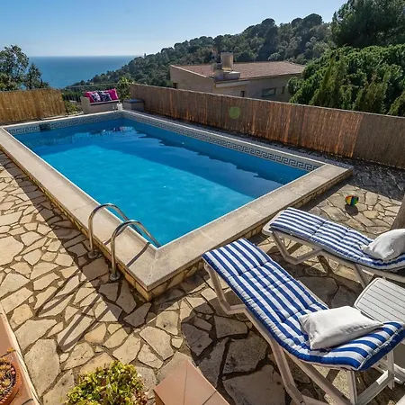 Дом отдыха Alpago Piscina Privada Vistas Mar Aire Acondicionado